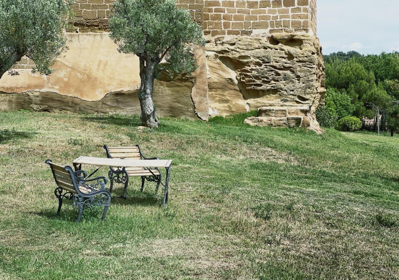 Castillo De Corvinos Хуеска Екстериор снимка